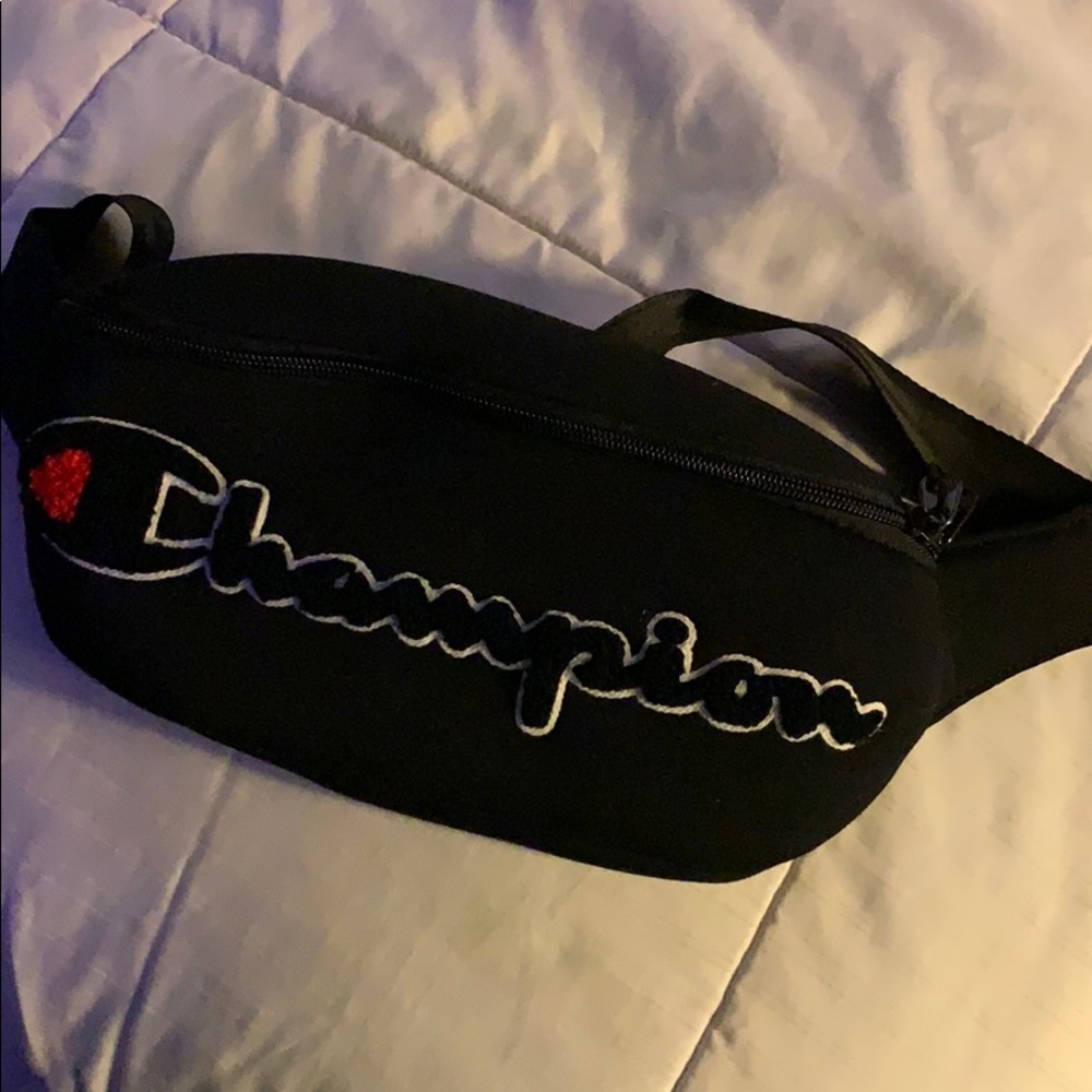Champion fanny pack (Black)